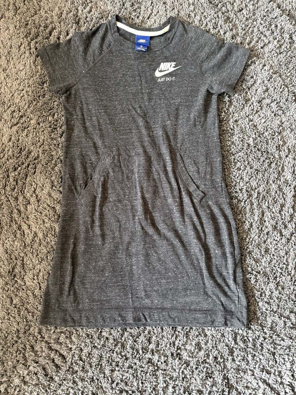 Nike Gym Vintage Short Sleeve Crew Neck Dress with Pockets